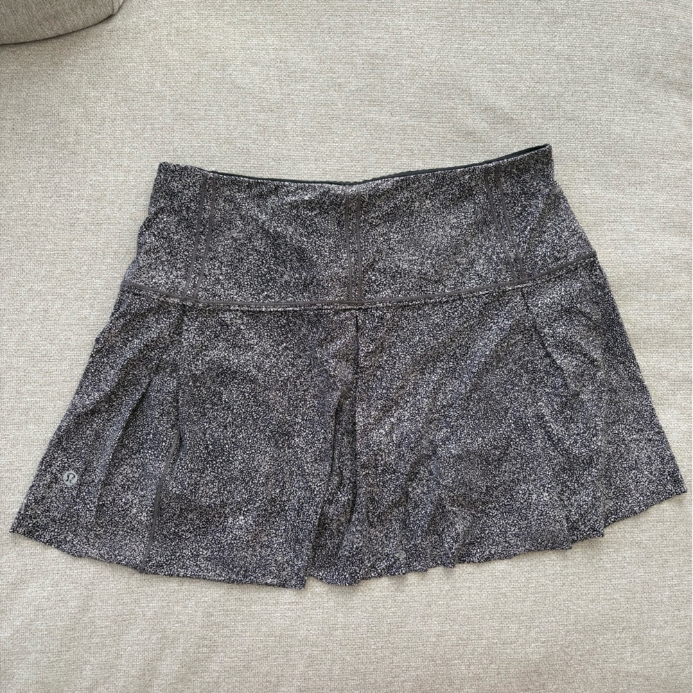 lululemon athletica Women’s Lost In Pace Skirt Size 8